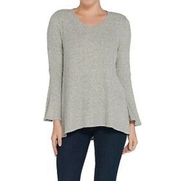 H by Halston Tops - H by Halston Rib Knit V-Neck Bell Sleeve Top• size 2X